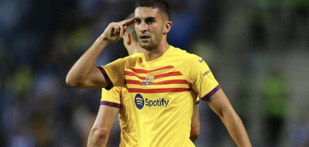 فيران توريس يعلن إستمراره مع نادي برشلونة